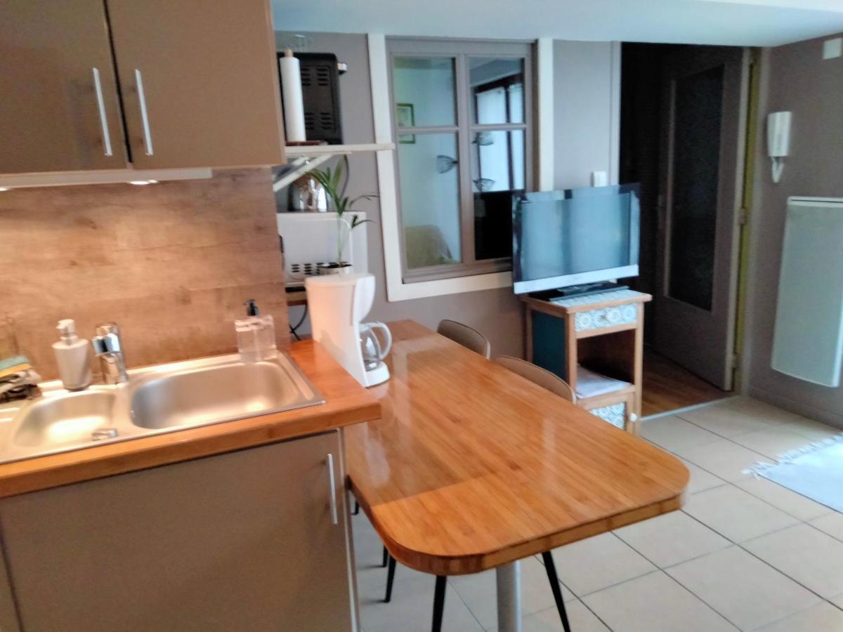 Rezé Appartement T2 Sur Cour Nantaise מראה חיצוני תמונה
